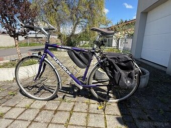 Trekový bicykel Superior Blackbird