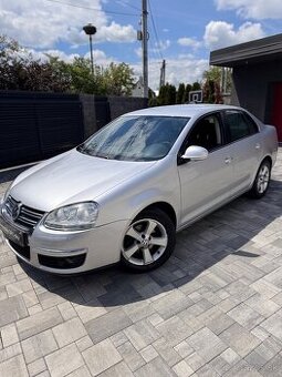 Volkswagen Jetta 1.9Tdi 77kw SR