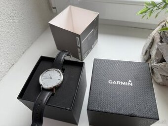 Garmin vivomove Luxe zafirove sklo 42mm pc500€