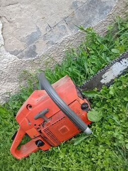 Predám, motorovú pílu Husqvarna 268