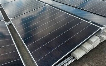 PREDÁM SOLÁRNE PANELY S KOMPLET PRÍSLUŠENSTVOM iba 5000 eur