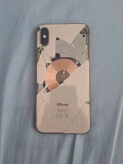 Iphone xs na suciastky menena zakladna doska