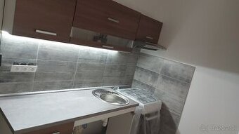 Útulný prerobený 2 izbový byt - podnájom
