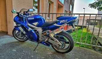 Yamaha R6