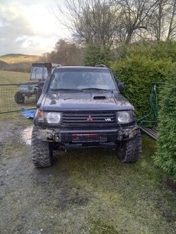 Mitsubushi pajero