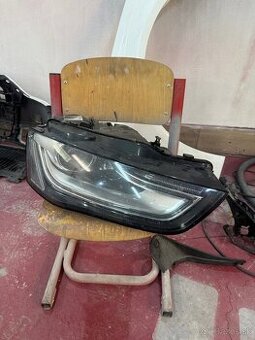Svetlo Audi a4 b8,5 8K0941032C