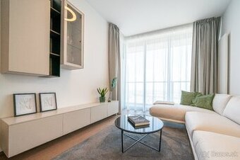 Prenájom 2-izbový byt Eurovea Tower, 35. poschodie