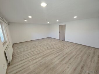 Ponúkame na prenájom kancelárske priestory so zázemím