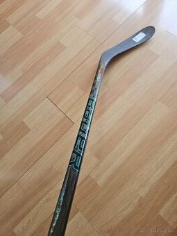 Hokejka Bauer Twitch SR
