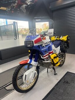 Honda XRV 650 Africa Twin 89' - 1