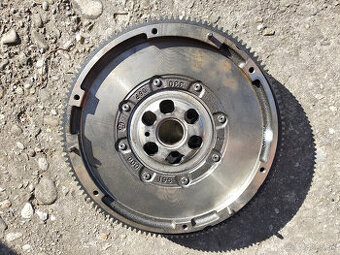 Zotrvačník Škoda VW  1.0TSI 70kW/81kW/85kW - 04C105266E