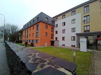 Moderný 1i byt v Centre NR s PARKOVANÍM - 1