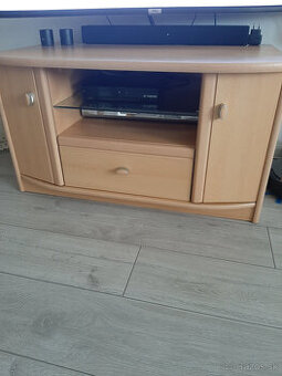 Predám  tv stolík