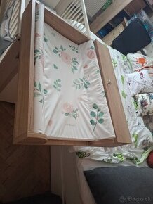 Zlava- Sklapatelny prebalovaci pult