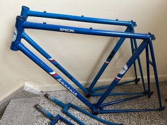 Favorit rám F1 TV 58 a 60 velkosť