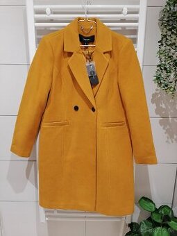 Nový dámsky kabát v štýlovej horčicovej farbe, veľkosť L