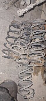 Zadne spružiny Vw Skoda Seat Audi A3