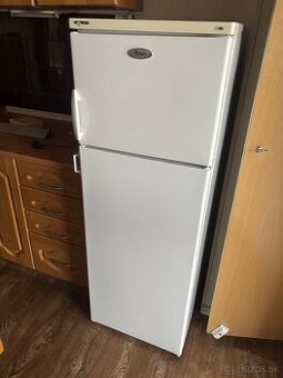 Predam zachovalu chladnicku zn. Whirpool