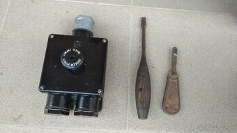 Vypínač a skrutkovače