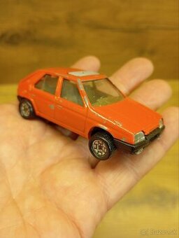 Škoda Favorit 136L Monti metal