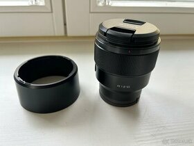 Sony FE 85mm f/1.8 objektív