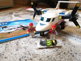 Lego city  60116 Lietadlo Ambulancia