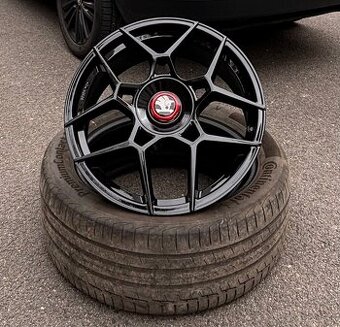 MM02 5x112 5x120 R19 8.5J ET 45