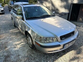 Volvo V40 1.8 90kW 2002 s LPG, platna STK/EK