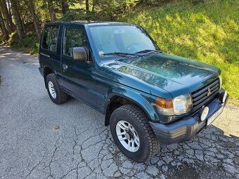 Mitsubishi Pajero 2.5