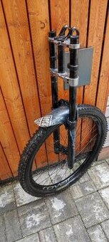 Vidlica Rock Shox Boxxer 27,5 , predstavec, koleso