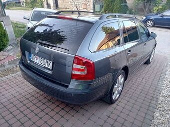 Predám škodu Octavia 2