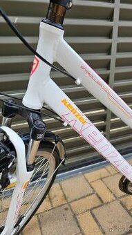Damsky bicykel Kenzel trek