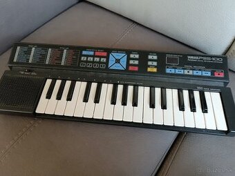 Klavír Yamaha PSS-100