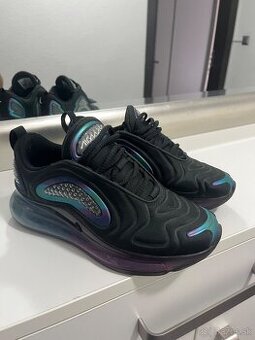 Tenisky NIKE AIR MAX 720