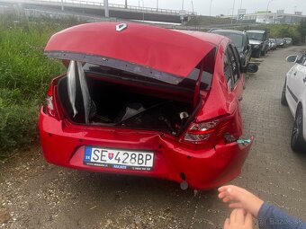 Rezervovane Mal nehodu Renault Thalia 2009 1.2 LPG