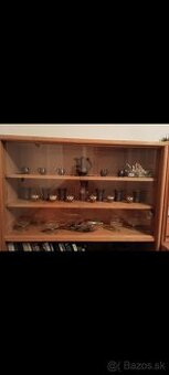 Predám vzácnu zbierku brúseného skla, porcelánu, figúrok