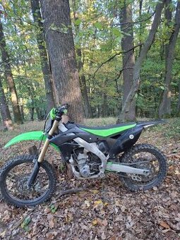 Súrne predám kawasaki kxf 250