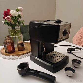 Predám pákový kávovar De’Longhi