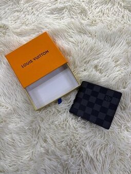 Louis Vuitton penazenka