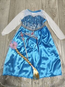 Predám kostým veľkosť 4-6 rokov plus doplnky