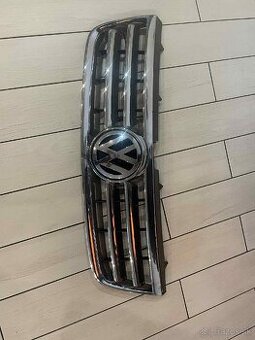 Predná mriežka Touareg 7L