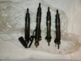 vstrekovacie trysky 1.9 tdi 81kw AHF 028130201s 120€
