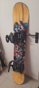 Snowboard aj s viazaním aj celé komplety