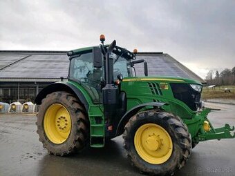 John Deere 6215R