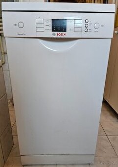 Predám umývačku riadu Bosch.