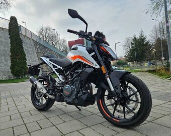 KTM Duke 390