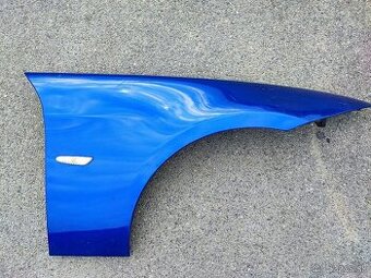 Pravý blatník BMW e90