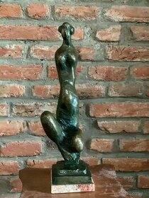 Tibor Bartfay-bronzová socha Akt moderna