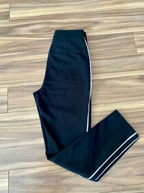 Dámske čierne nohavice veľkosť XS, zn. Zara (PC: 29,90€) - 1