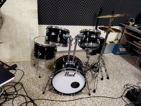 Pearl - RS585C C31 roadshow jet black